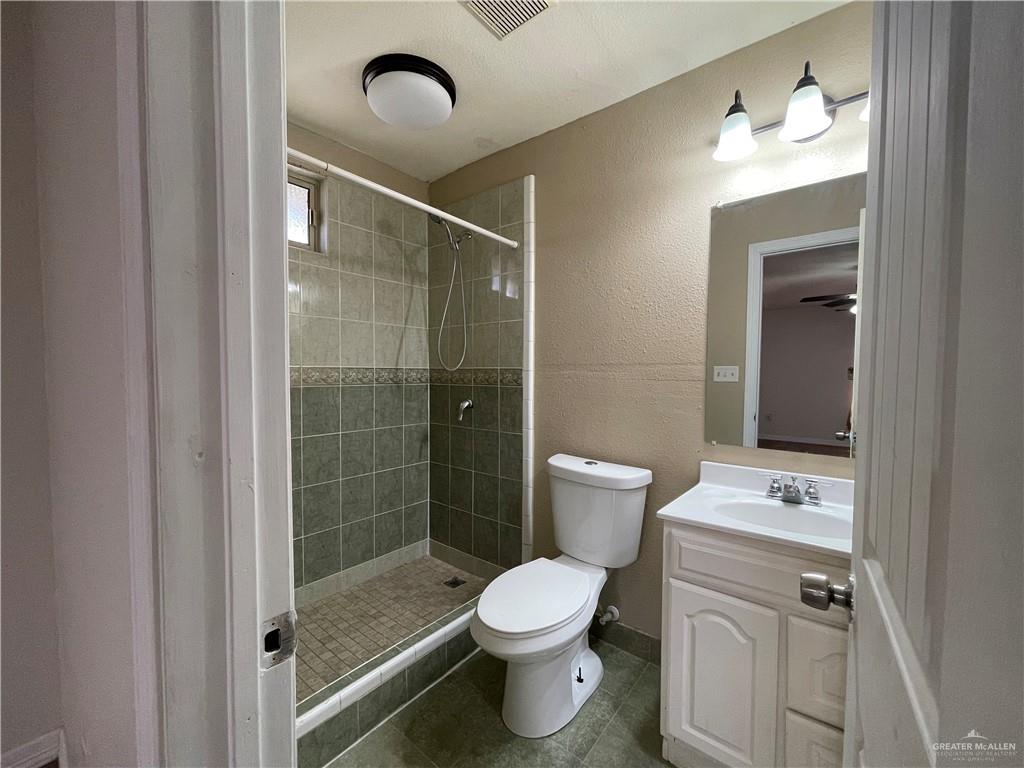 Photo 8 of 8006 Senecio Street