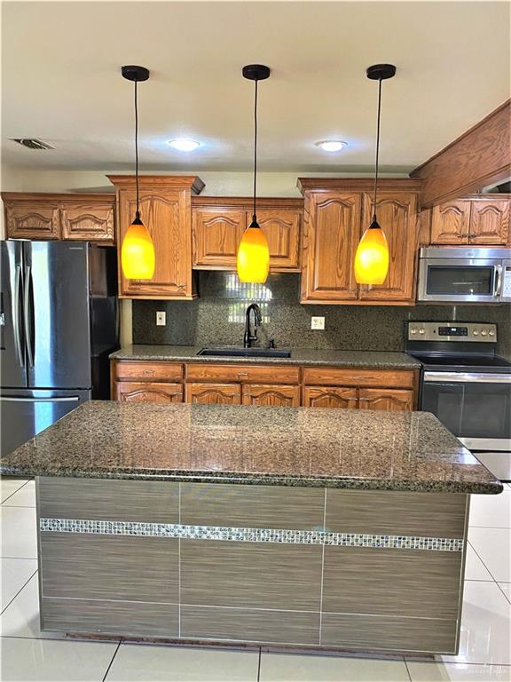 Photo 4 of 3609 Raquel Avenue