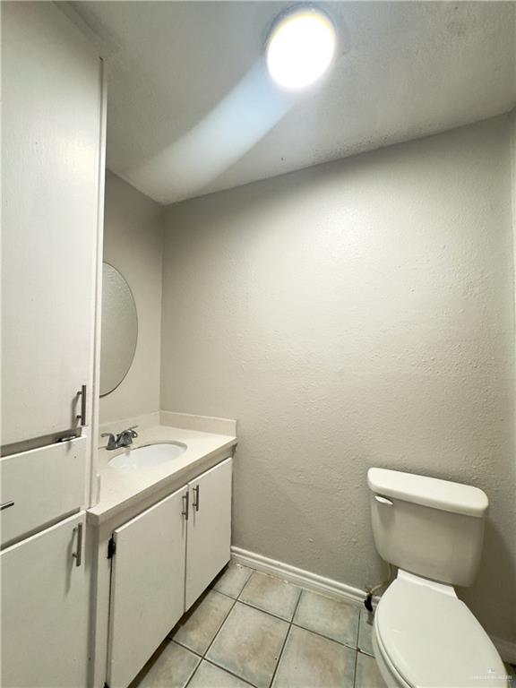 Photo 11 of 2413 Vine Avenue #C