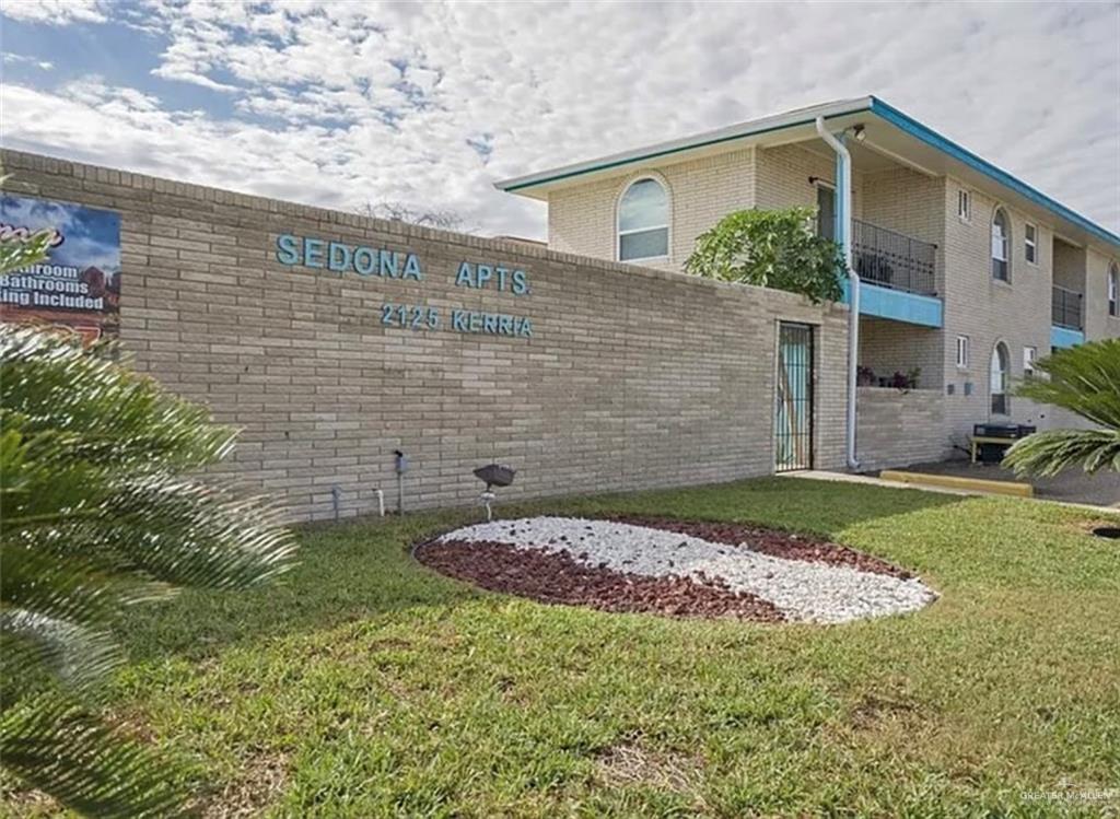 Photo 13 of 2125 Kerria Avenue #9