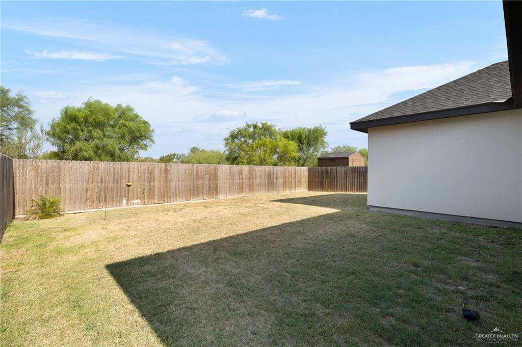 Photo 15 of 2209 Woody Street