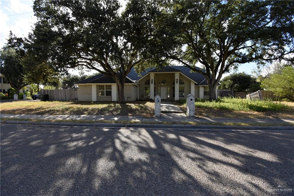 Photo 1 of 1308 Lincoln Avenue, San Juan