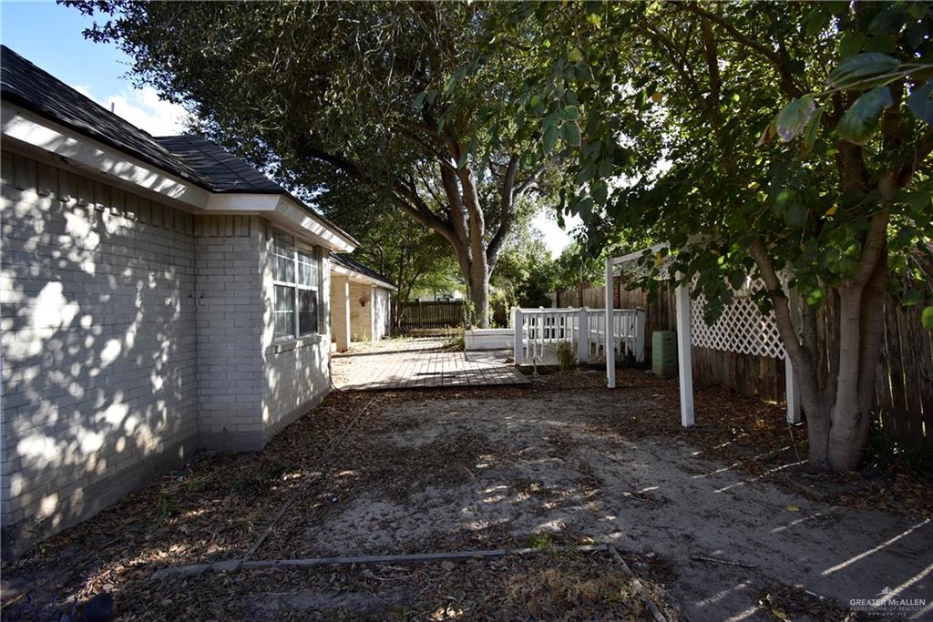 Photo 18 of 1308 Lincoln Avenue