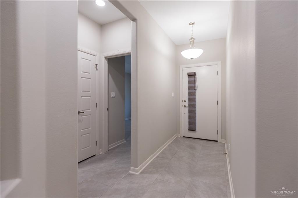 Photo 5 of 2071 Retama Street
