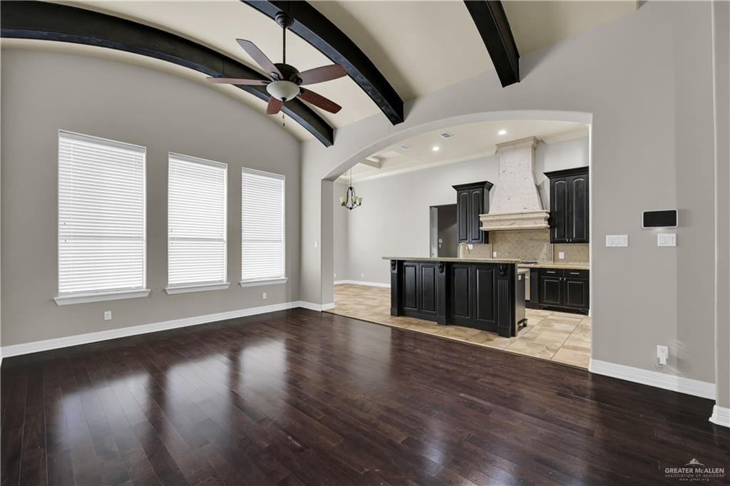 Photo 10 of 1617 Aransas Street