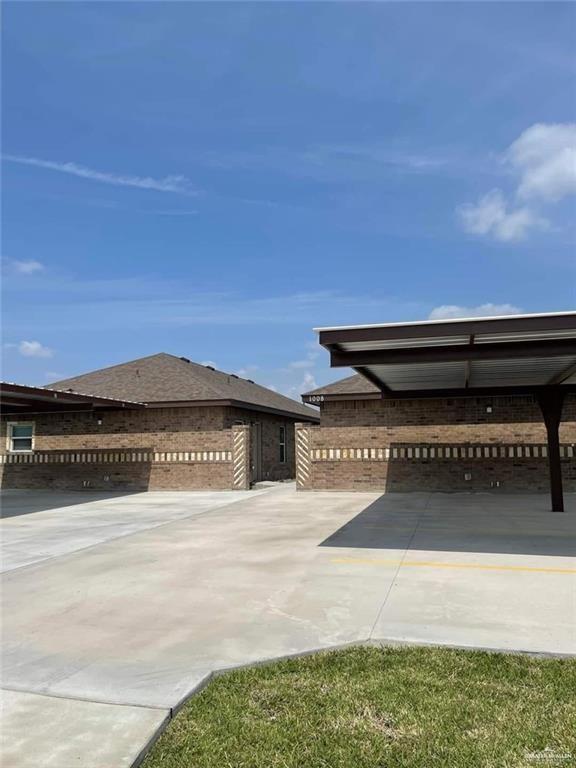 Photo 2 of 1008 Kohala Avenue #4
