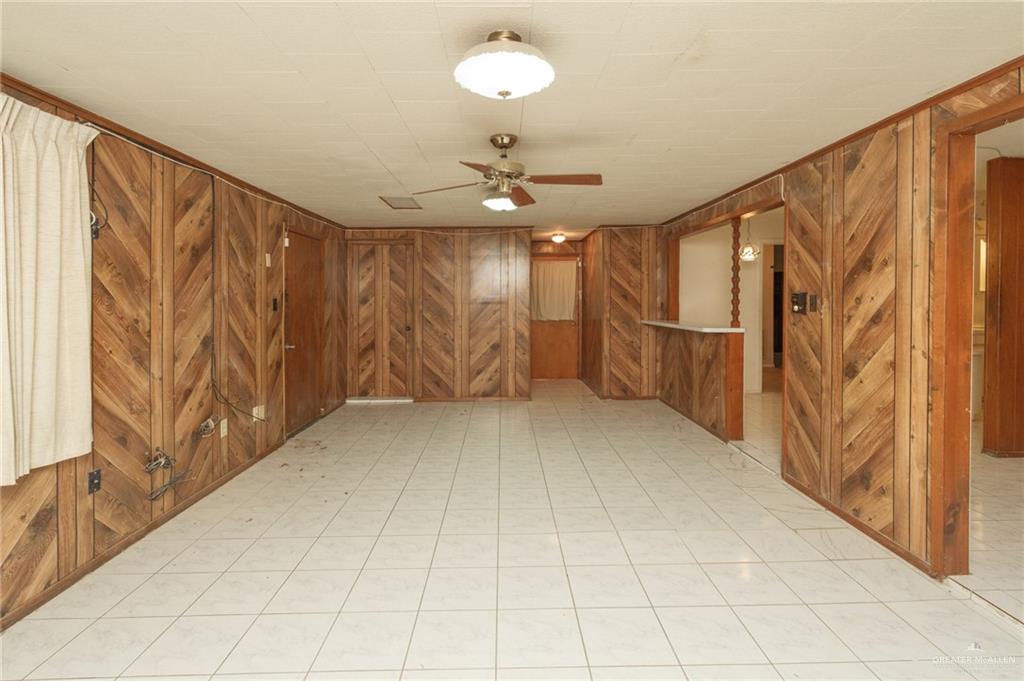 Photo 7 of 719 Walnut Avenue