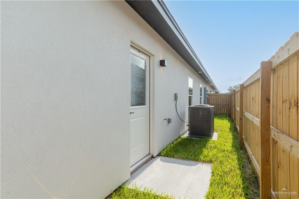 Photo 15 of 11405 25th Street