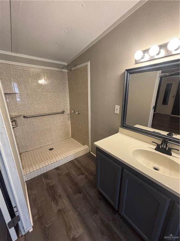 Photo 11 of 910 Violet Drive