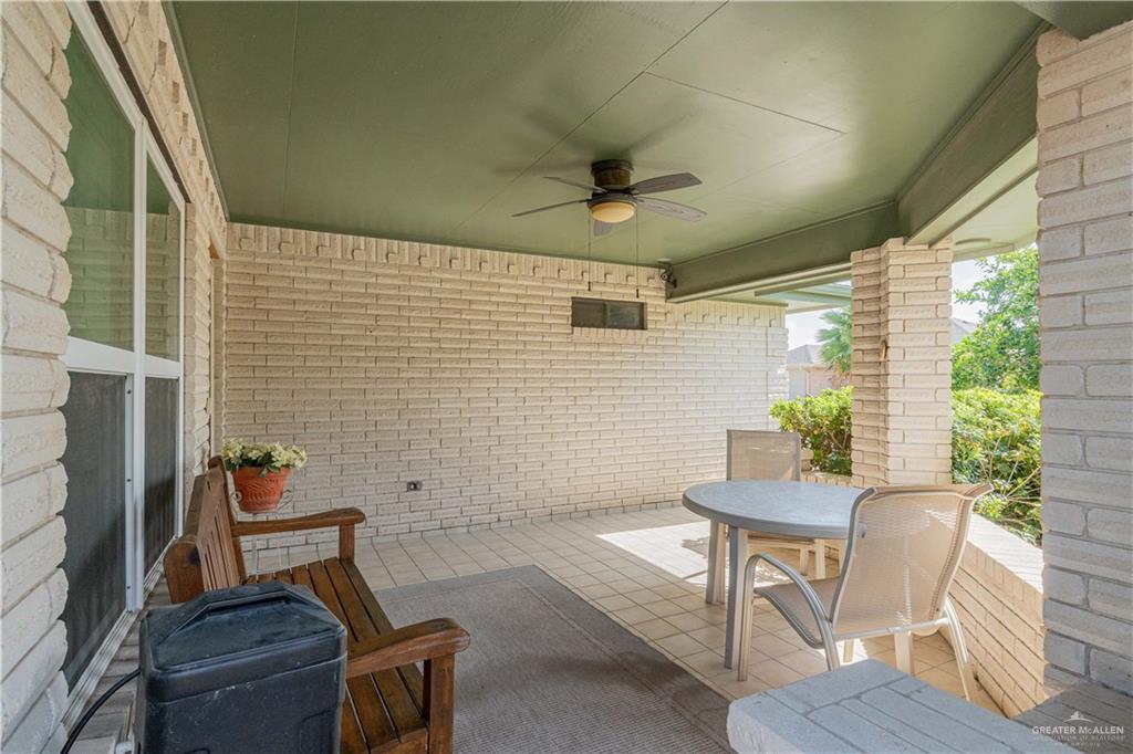 Photo 14 of 519 Capricorn Street