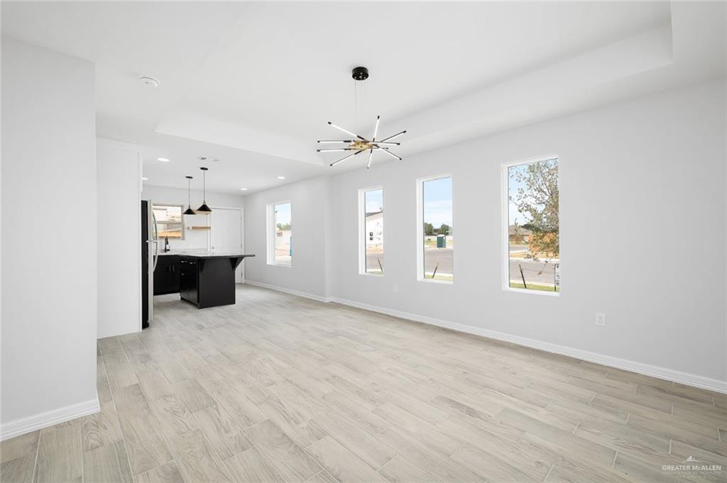Photo 3 of 3605 Fuerte Avenue #4