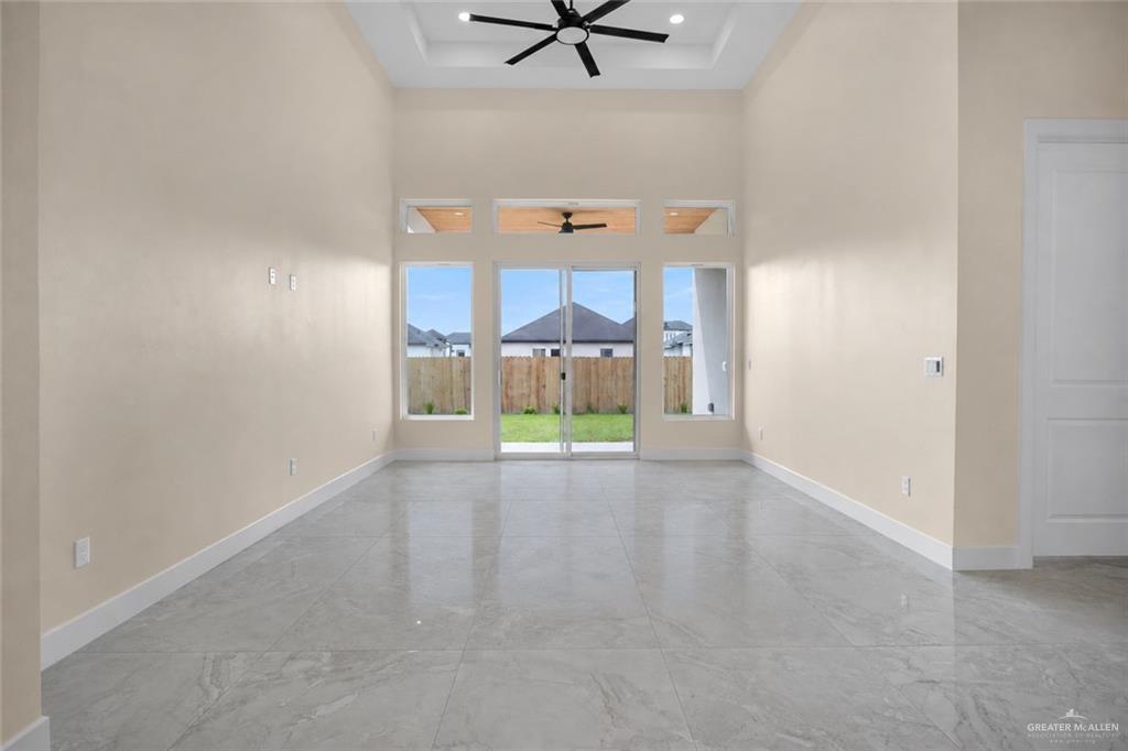 Photo 6 of 1224 Dawes Avenue